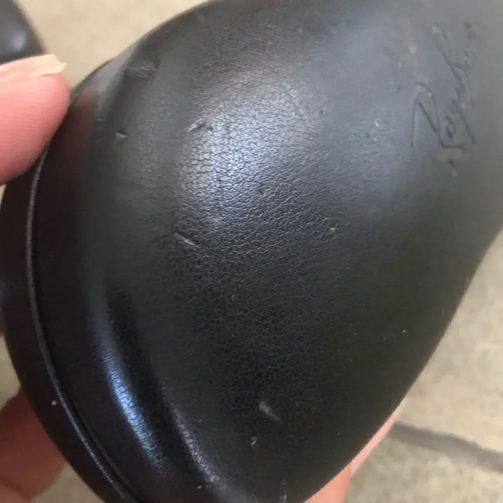 Ray-Ban Black Hard sunglass case.
